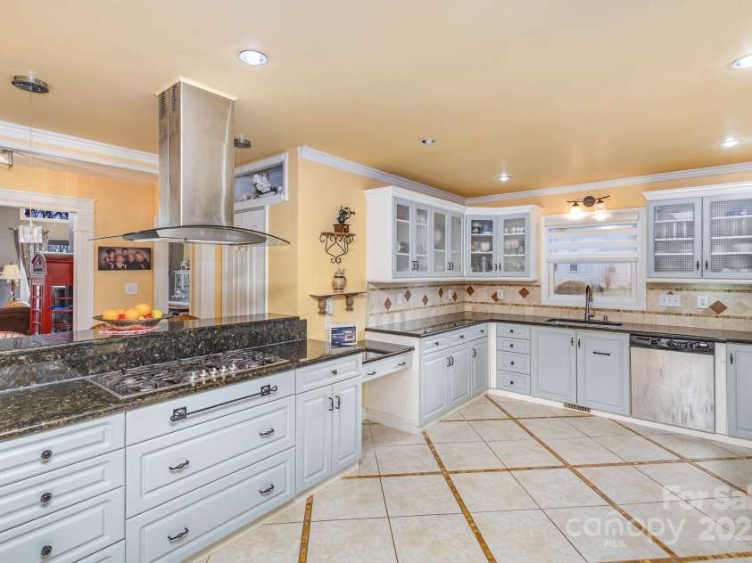 108 Outside Loop Lane, Mooresville, NC 28117.  MLS# CAR4228634, YatesRealty ID 4008. 