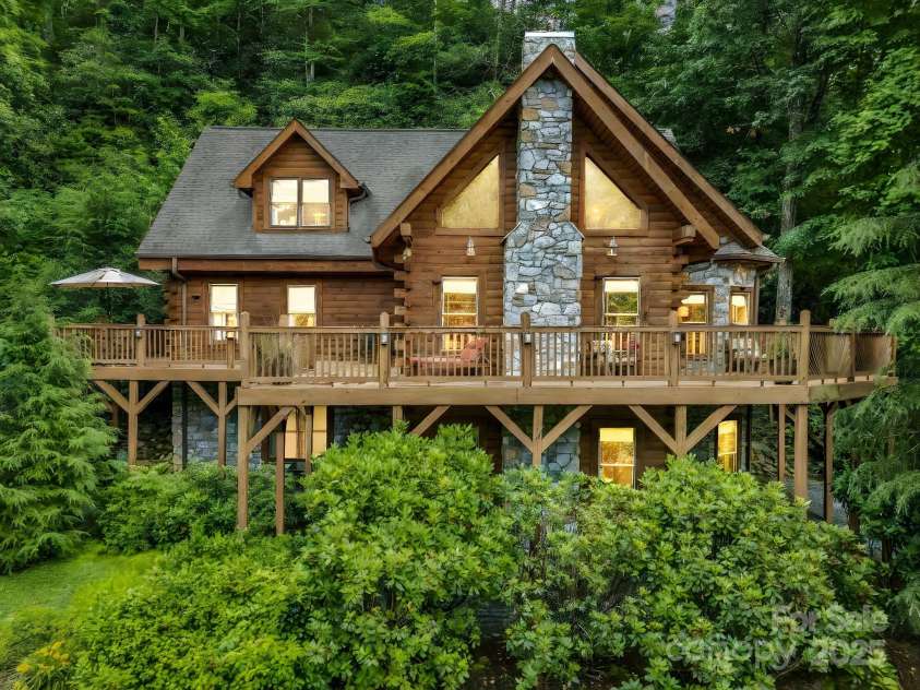 120 Rocky Mountain Drive, Lake Lure, NC 28746.  MLS# CAR4328799, YatesRealty ID 4008. 