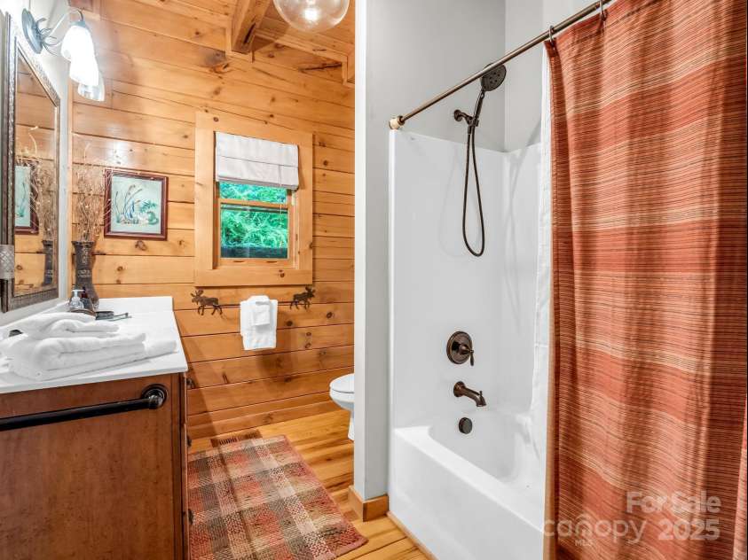 120 Rocky Mountain Drive, Lake Lure, NC 28746.  MLS# CAR4328799, YatesRealty ID 4008. Guest Bathroom