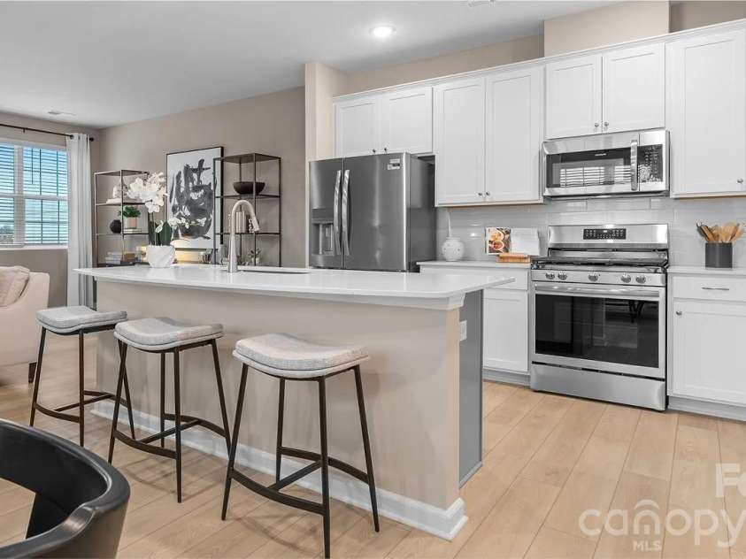 1233 Nighthawk Way, Belmont, NC 28012.  MLS# CAR4408326, YatesRealty ID 40084. 