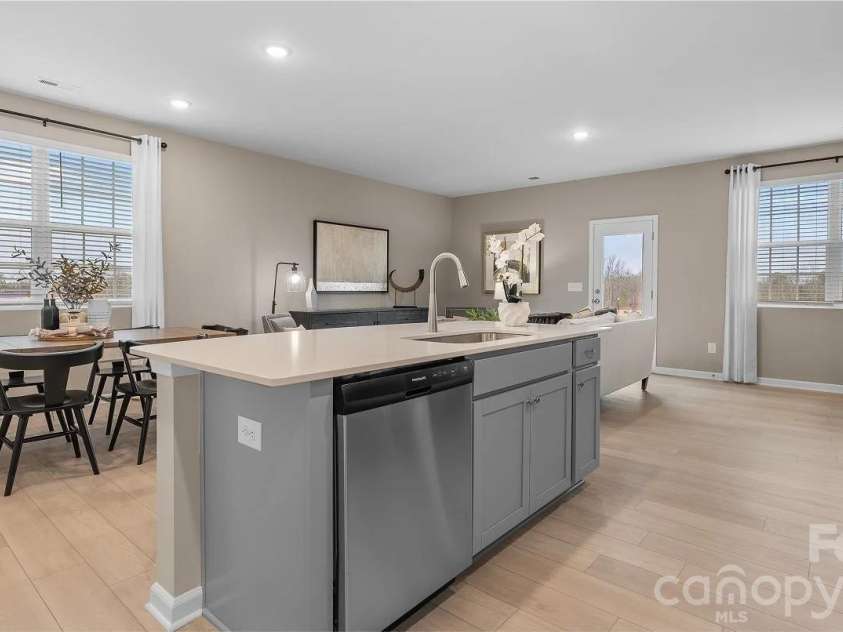 1233 Nighthawk Way, Belmont, NC 28012.  MLS# CAR4408326, YatesRealty ID 40084. 