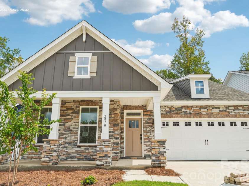 3245 Oberon Street, York, SC 29745.  MLS# CAR4408363, YatesRealty ID 40085. 