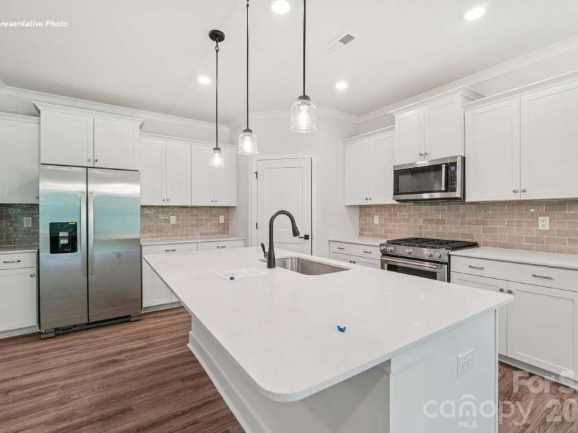 3245 Oberon Street, York, SC 29745.  MLS# CAR4408363, YatesRealty ID 40085. 