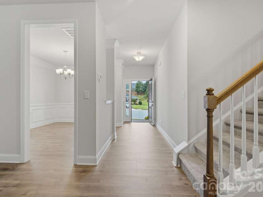 123 Bunker Hill Lane, Statesville, NC 28677.  MLS# CAR4408443, YatesRealty ID 40088. 