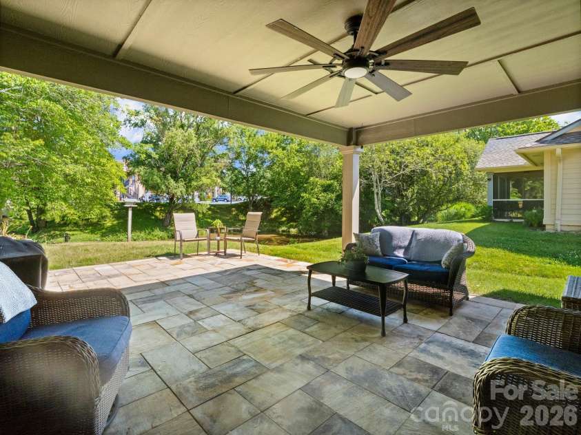 10 Gray Wolf Lane, Hendersonville, NC 28792.  MLS# CAR4267115, YatesRealty ID 4009. Back Patio