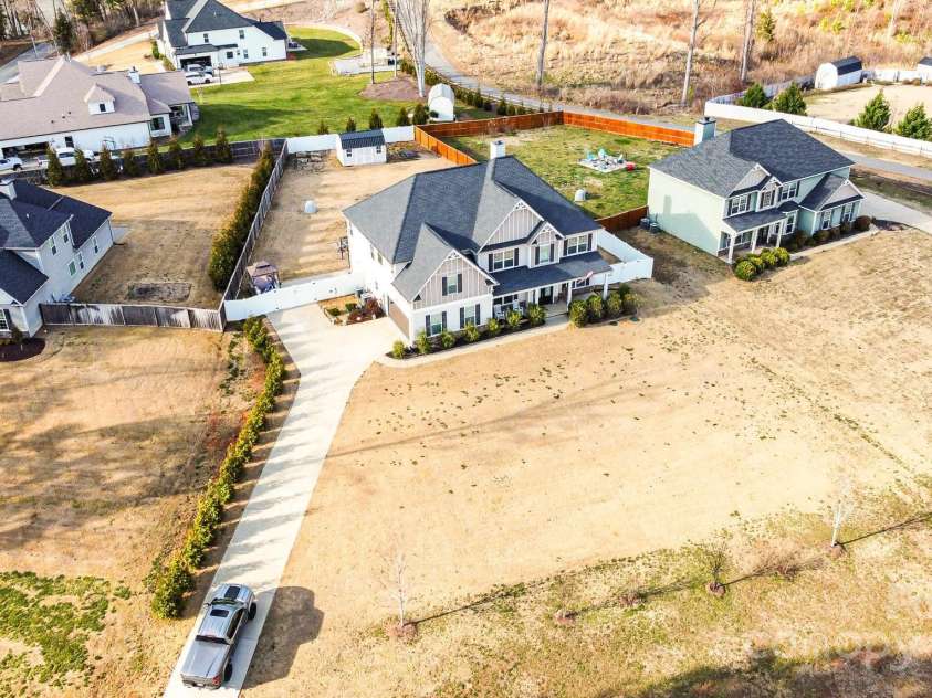 2605 Lakefront Drive, Belmont, NC 28012.  MLS# CAR4230975, YatesRealty ID 4009. 