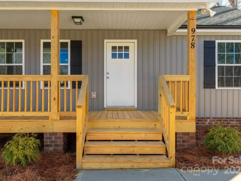 978 Helms Street, Rock Hill, SC 29732.  MLS# CAR4330462, YatesRealty ID 4009. 