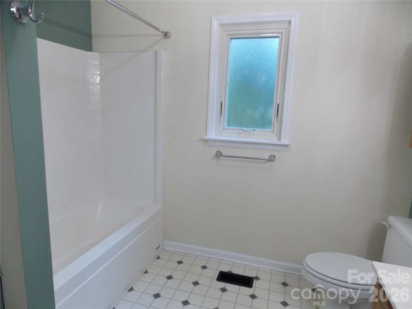 4249 Beach Road, Hudson, NC 28638.  MLS# CAR4401852, YatesRealty ID 40092. 