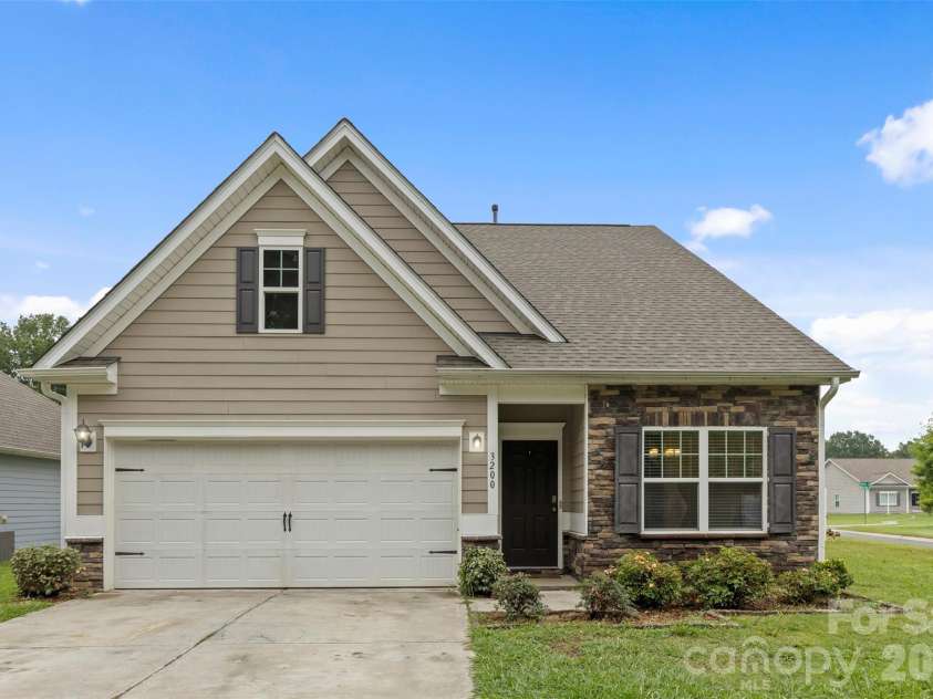 3200 Hickory Grove Drive, Monroe, NC 28110.  MLS# CAR4408208, YatesRealty ID 40094. Front Exterior