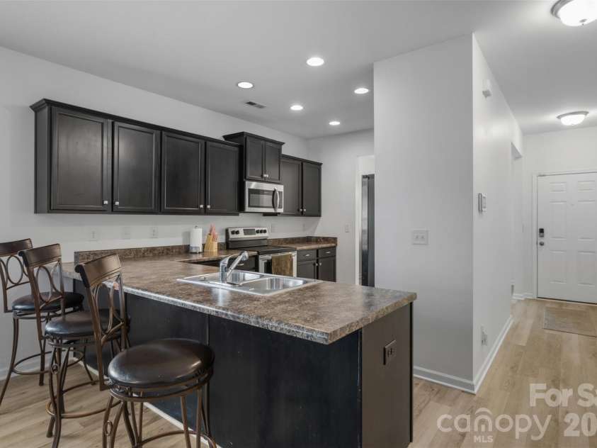 3200 Hickory Grove Drive, Monroe, NC 28110.  MLS# CAR4408208, YatesRealty ID 40094. Kitchen