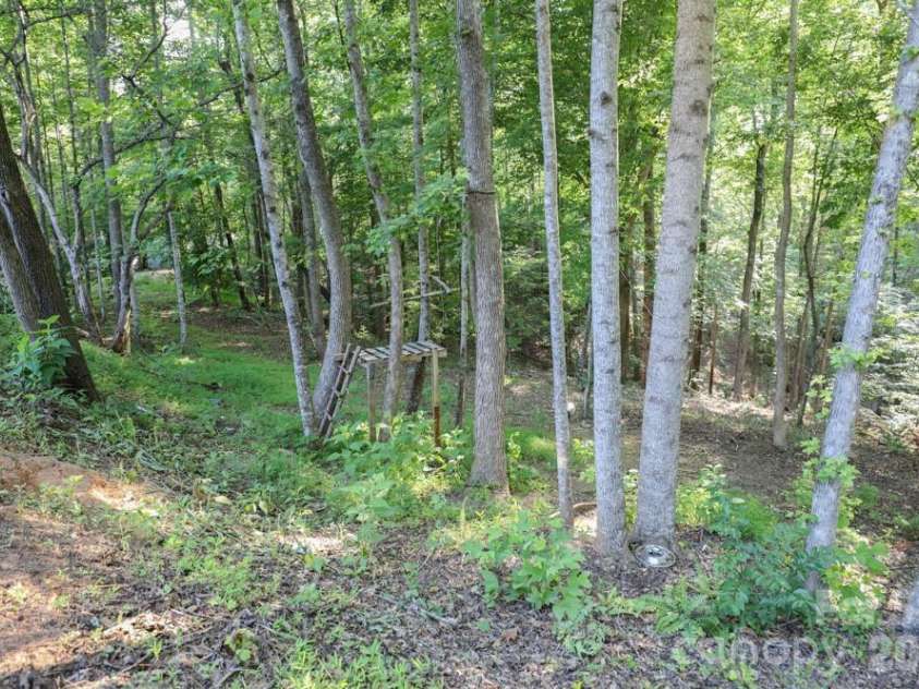 1646 Silver Street, Morganton, NC 28655.  MLS# CAR4408426, YatesRealty ID 40095. 