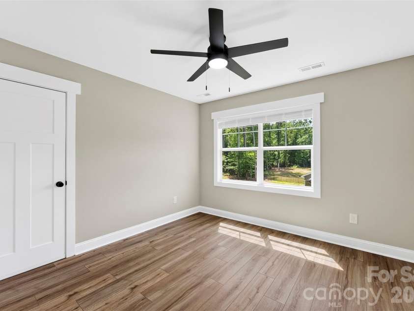 5005 Oconee Drive, Stanley, NC 28164.  MLS# CAR4402337, YatesRealty ID 40096. 2nd bedroom