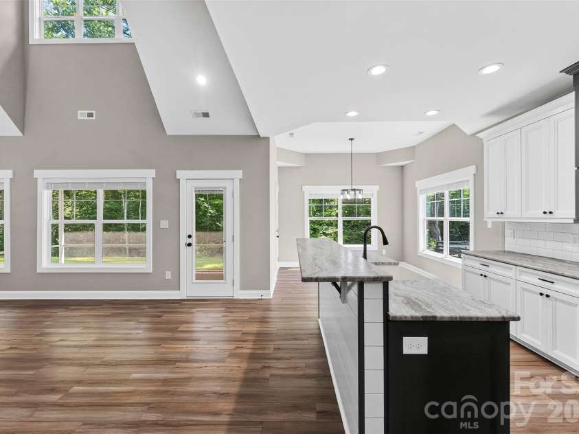 5005 Oconee Drive, Stanley, NC 28164.  MLS# CAR4402337, YatesRealty ID 40096. 