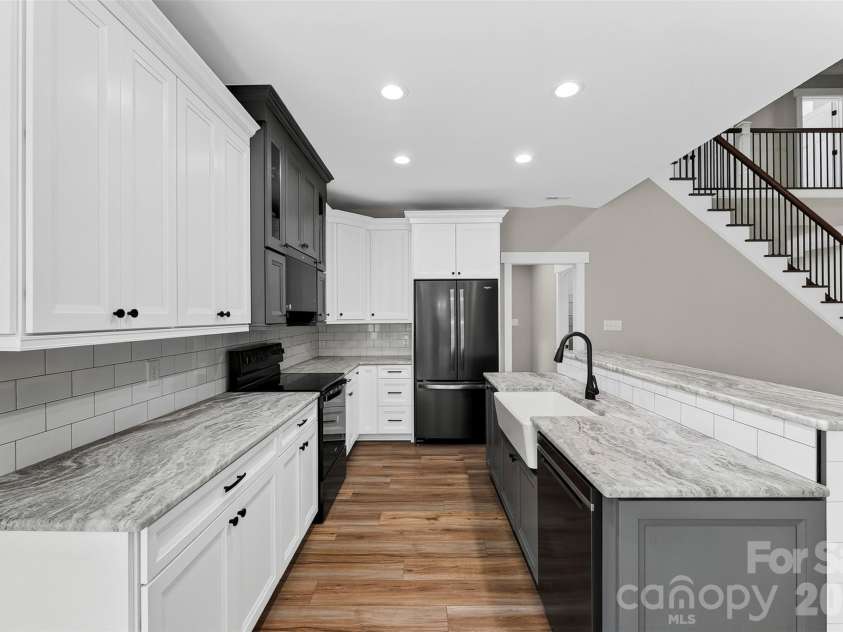 5005 Oconee Drive, Stanley, NC 28164.  MLS# CAR4402337, YatesRealty ID 40096. 
