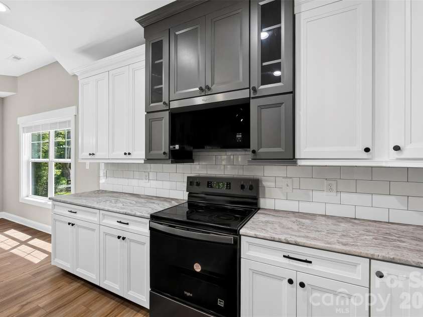 5005 Oconee Drive, Stanley, NC 28164.  MLS# CAR4402337, YatesRealty ID 40096. 