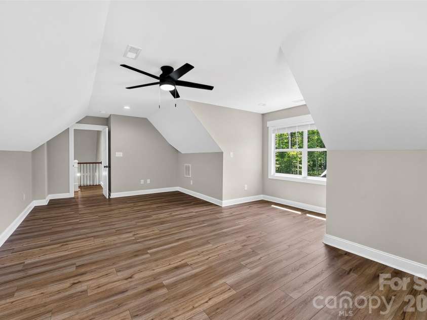 5005 Oconee Drive, Stanley, NC 28164.  MLS# CAR4402337, YatesRealty ID 40096. 