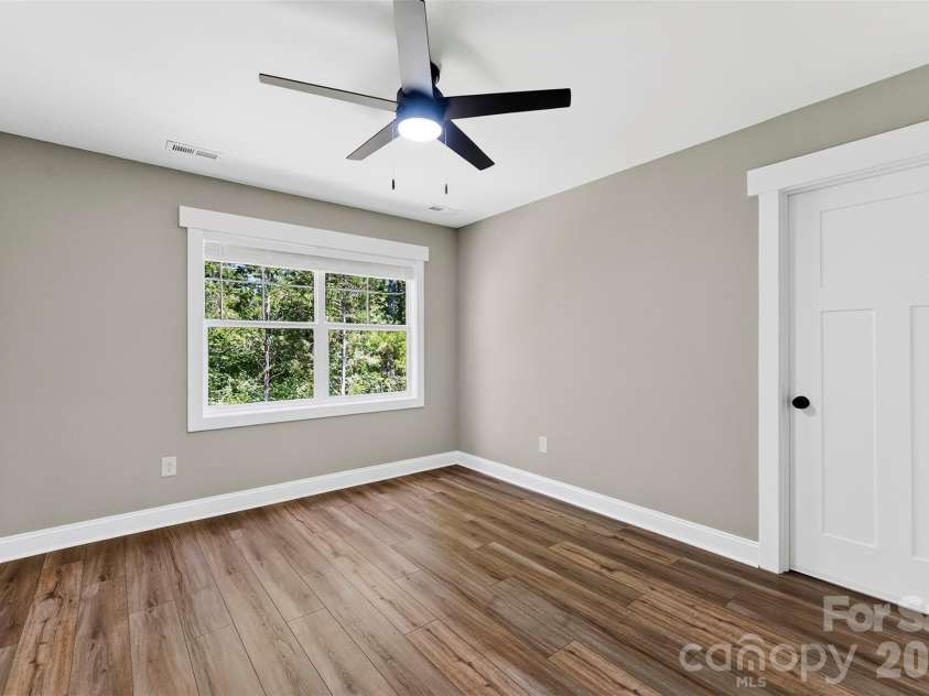 5005 Oconee Drive, Stanley, NC 28164.  MLS# CAR4402337, YatesRealty ID 40096. 