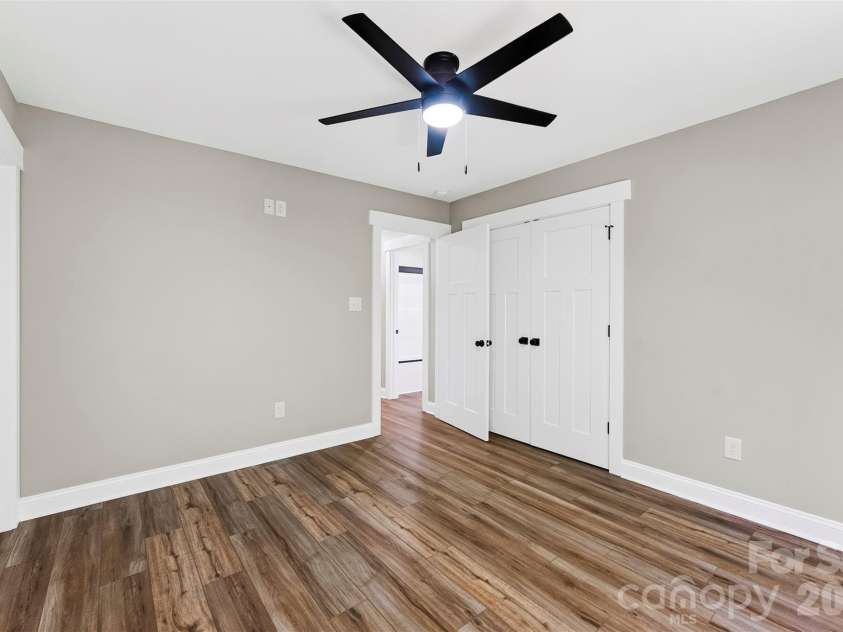 5005 Oconee Drive, Stanley, NC 28164.  MLS# CAR4402337, YatesRealty ID 40096. 