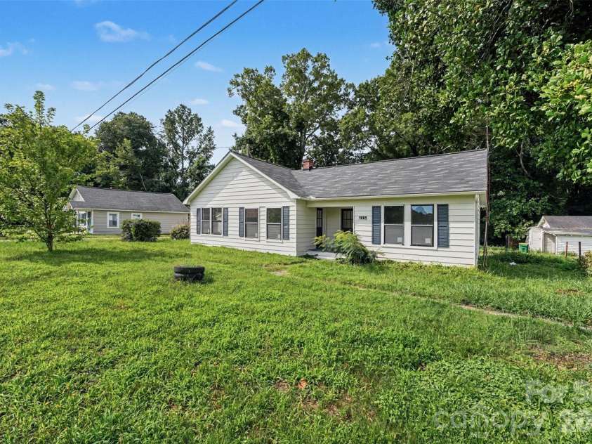 3285 Nc 152 Highway, Salisbury, NC 28146.  MLS# CAR4407224, YatesRealty ID 40098. 
