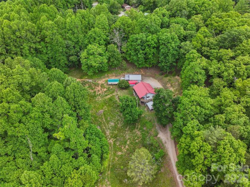 125 Harris Circle, Sylva, NC 28779.  MLS# CAR4389308, YatesRealty ID 40099. 