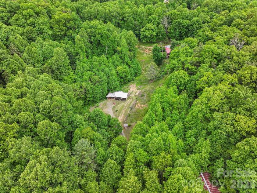 125 Harris Circle, Sylva, NC 28779.  MLS# CAR4389308, YatesRealty ID 40099. 
