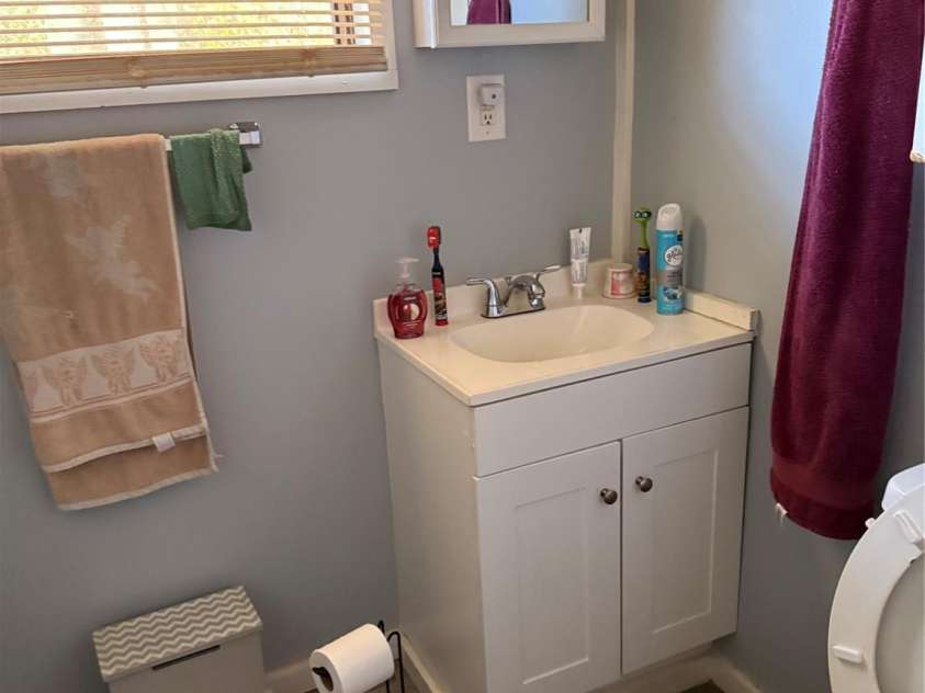 1418 Huggins Street, Statesville, NC 28677.  MLS# CAR4324884, YatesRealty ID 401. 