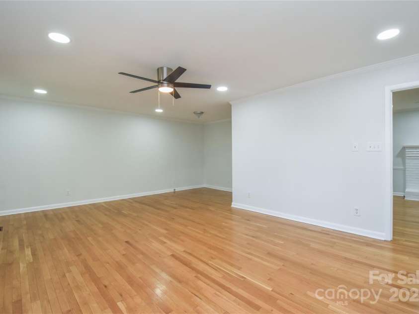 846 Magnolia Street, Mooresville, NC 28115.  MLS# CAR4313374, YatesRealty ID 401. 