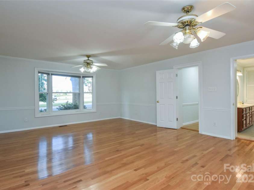 846 Magnolia Street, Mooresville, NC 28115.  MLS# CAR4313374, YatesRealty ID 401. 