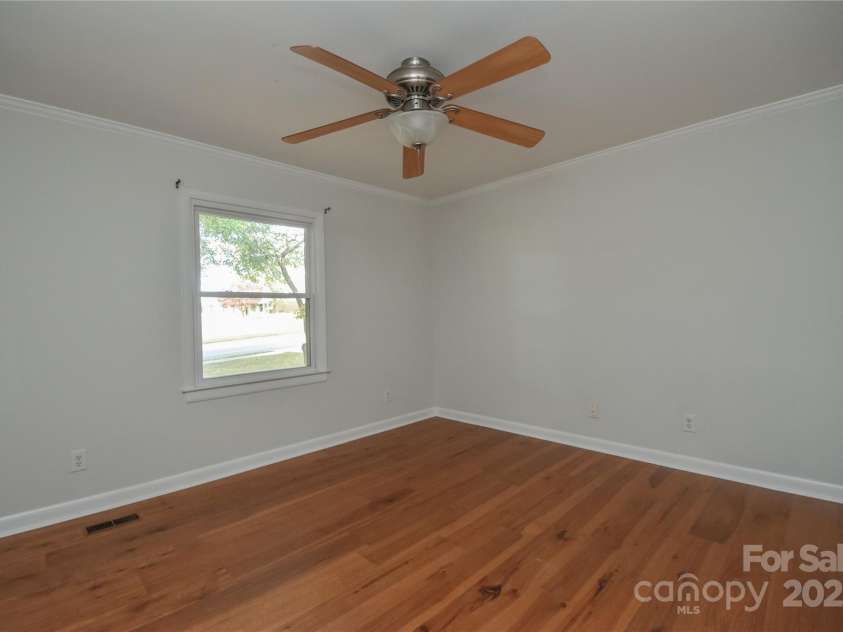 846 Magnolia Street, Mooresville, NC 28115.  MLS# CAR4313374, YatesRealty ID 401. 