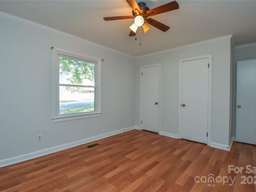 846 Magnolia Street, Mooresville, NC 28115.  MLS# CAR4313374, YatesRealty ID 401. 