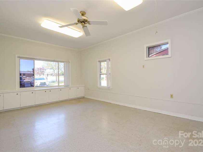 846 Magnolia Street, Mooresville, NC 28115.  MLS# CAR4313374, YatesRealty ID 401. 