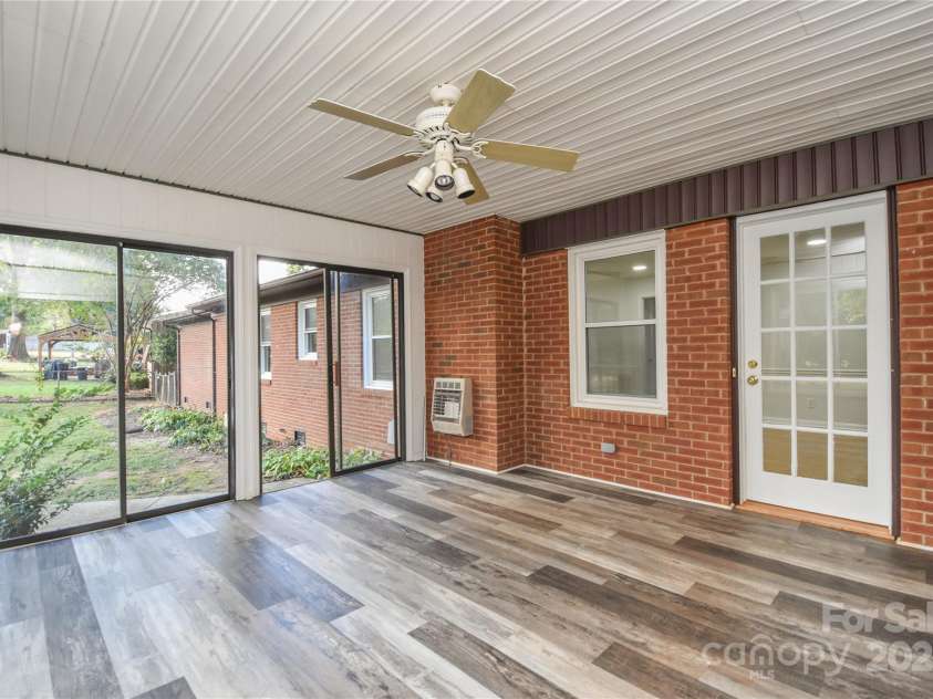 846 Magnolia Street, Mooresville, NC 28115.  MLS# CAR4313374, YatesRealty ID 401. 