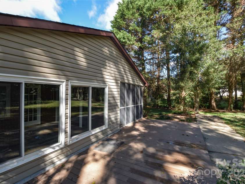 846 Magnolia Street, Mooresville, NC 28115.  MLS# CAR4313374, YatesRealty ID 401. 