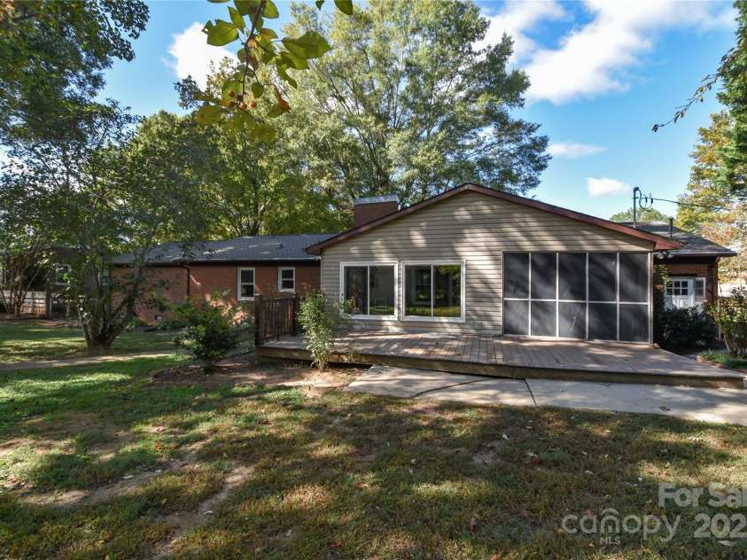 846 Magnolia Street, Mooresville, NC 28115.  MLS# CAR4313374, YatesRealty ID 401. 