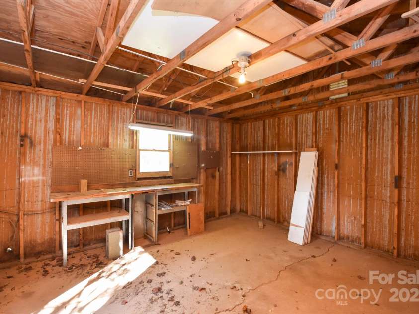 846 Magnolia Street, Mooresville, NC 28115.  MLS# CAR4313374, YatesRealty ID 401. 