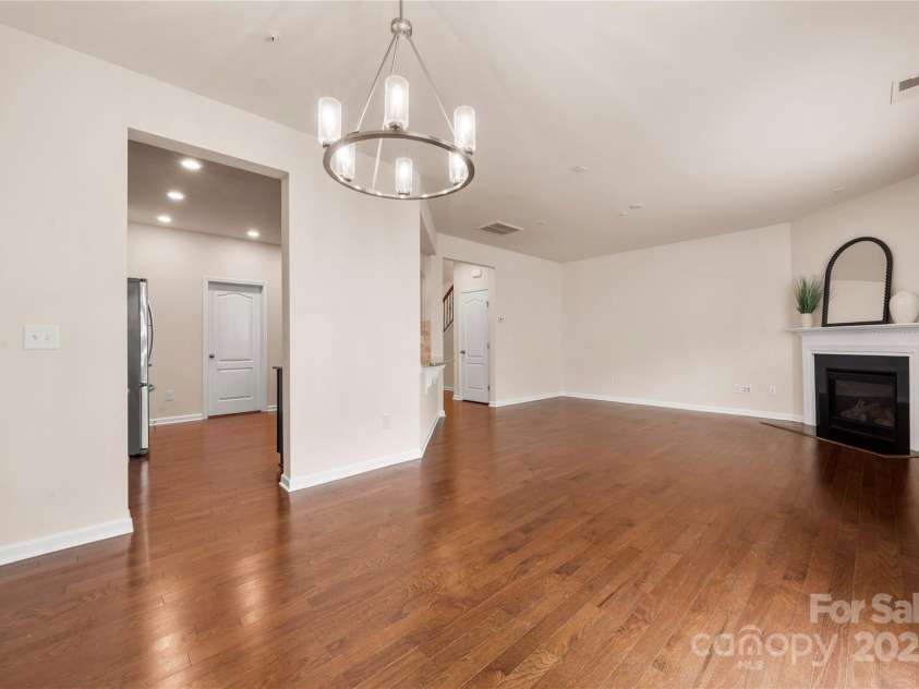 113 Burlingame Court, Mooresville, NC 28117.  MLS# CAR4228046, YatesRealty ID 4010. 