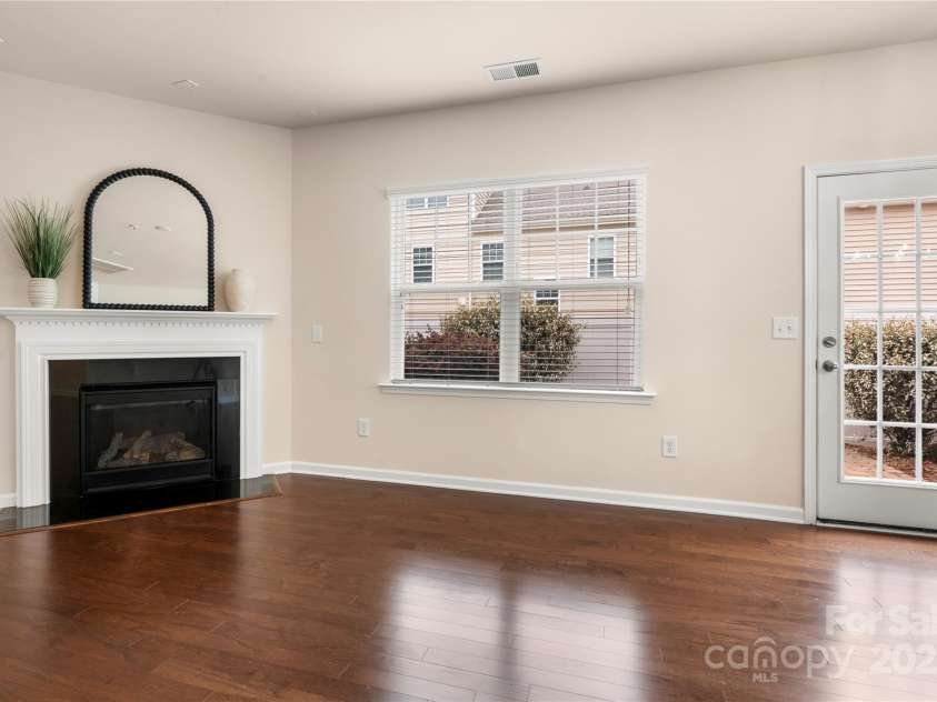 113 Burlingame Court, Mooresville, NC 28117.  MLS# CAR4228046, YatesRealty ID 4010. Living Room