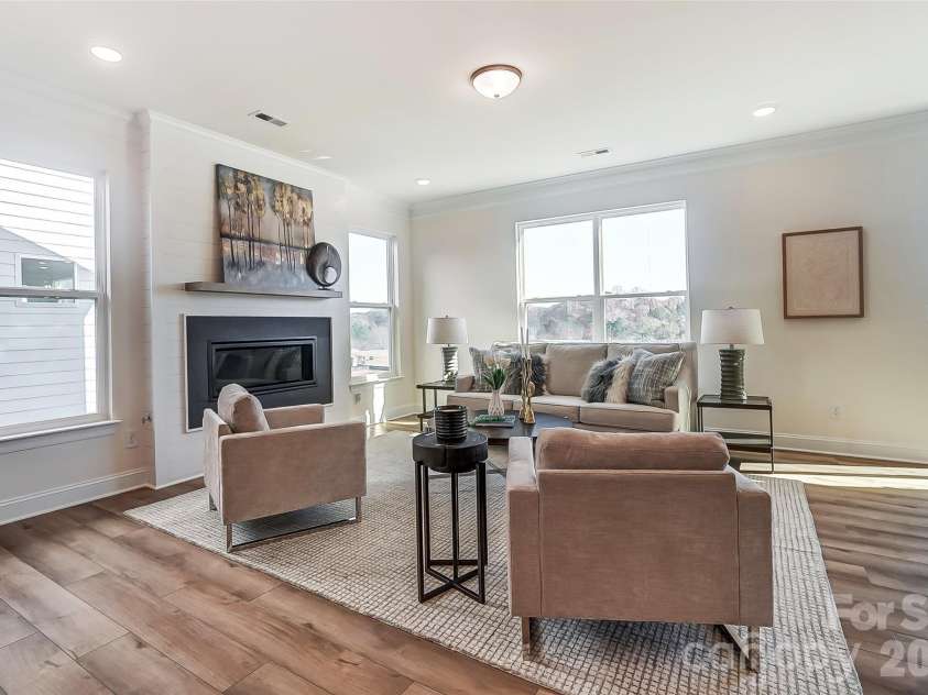 2223 Caravan Lane, Stanley, NC 28164.  MLS# CAR4398021, YatesRealty ID 40101. Family Room