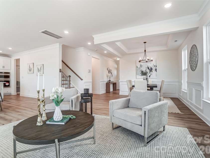 2223 Caravan Lane, Stanley, NC 28164.  MLS# CAR4398021, YatesRealty ID 40101. Family Room
