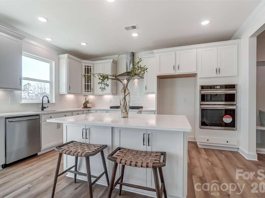 2223 Caravan Lane, Stanley, NC 28164.  MLS# CAR4398021, YatesRealty ID 40101. Kitchen