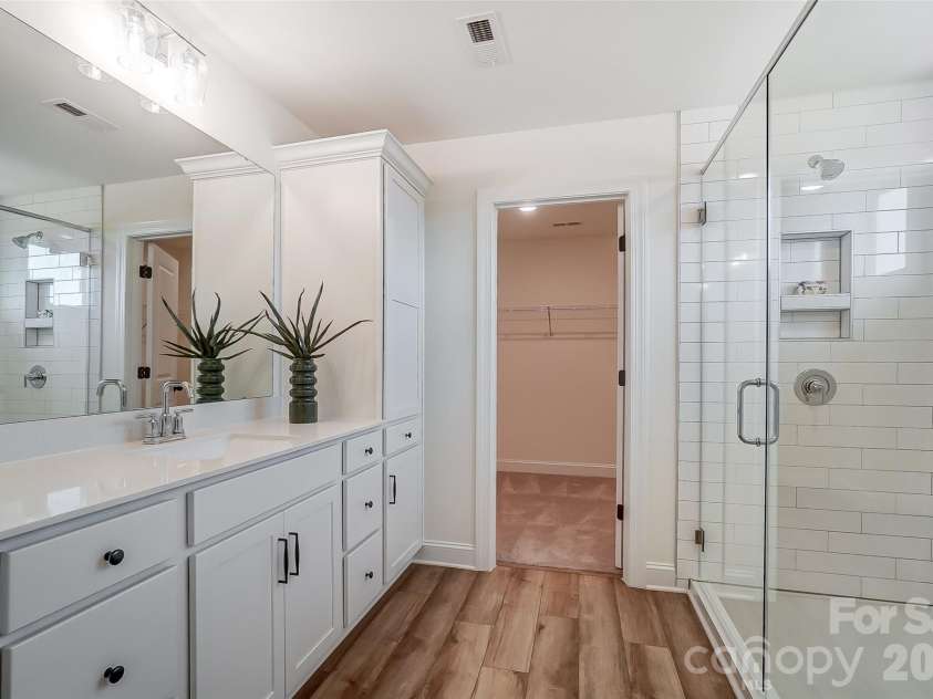 2223 Caravan Lane, Stanley, NC 28164.  MLS# CAR4398021, YatesRealty ID 40101. Primary Bathroom