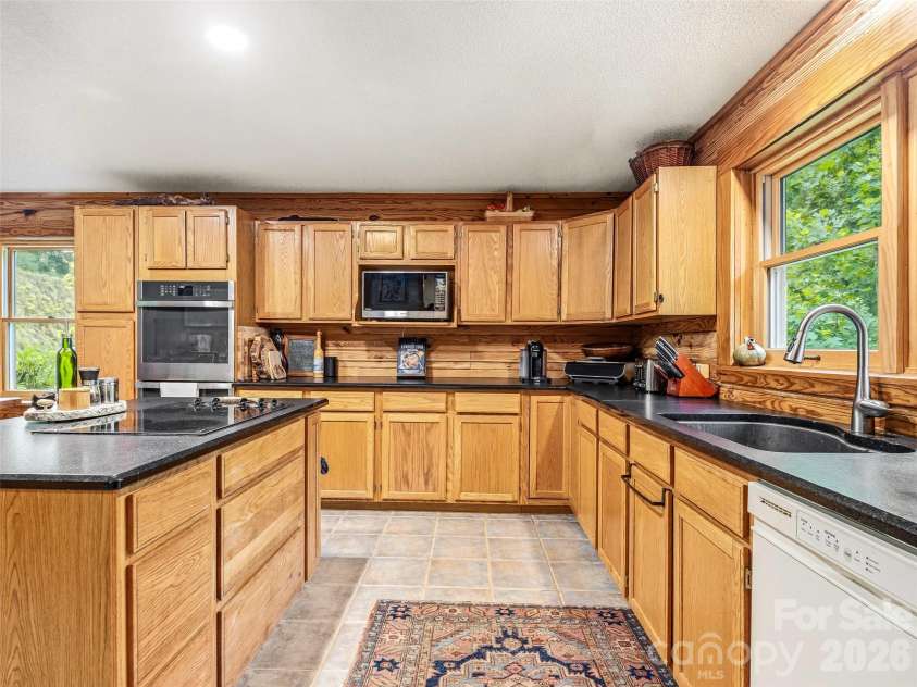 280 Laurel Creek, Cedar Mountain, NC 28718.  MLS# CAR4399480, YatesRealty ID 40102. 