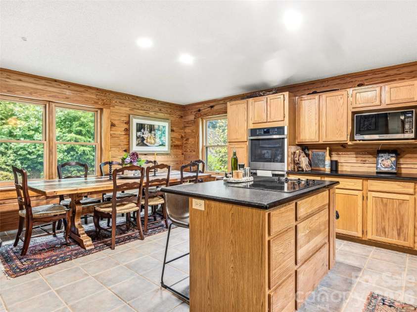 280 Laurel Creek, Cedar Mountain, NC 28718.  MLS# CAR4399480, YatesRealty ID 40102. 