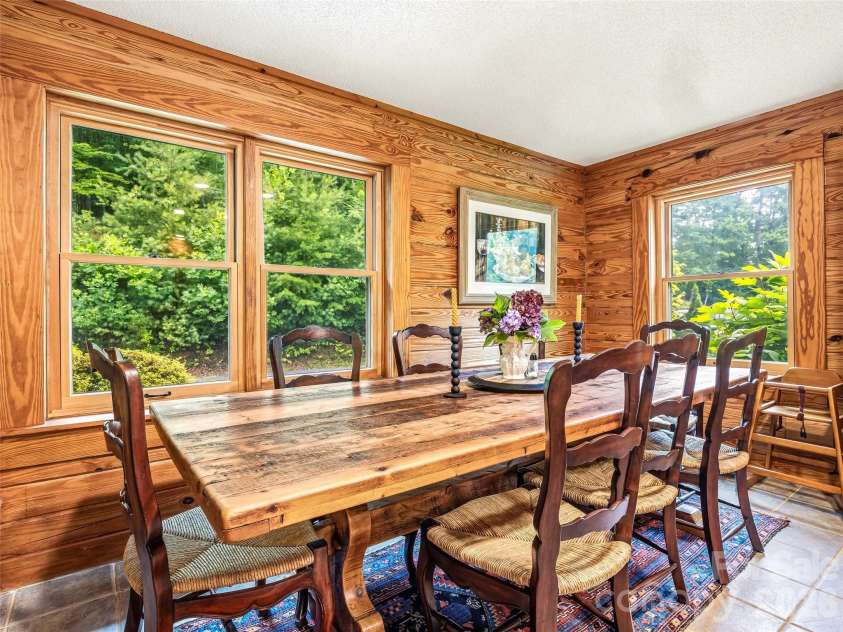 280 Laurel Creek, Cedar Mountain, NC 28718.  MLS# CAR4399480, YatesRealty ID 40102. 