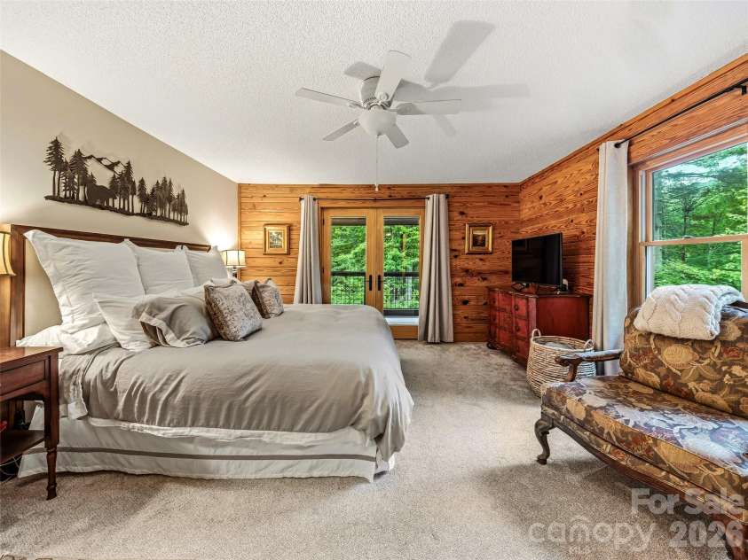 280 Laurel Creek, Cedar Mountain, NC 28718.  MLS# CAR4399480, YatesRealty ID 40102. 