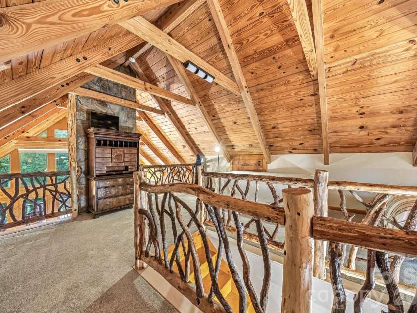 280 Laurel Creek, Cedar Mountain, NC 28718.  MLS# CAR4399480, YatesRealty ID 40102. 