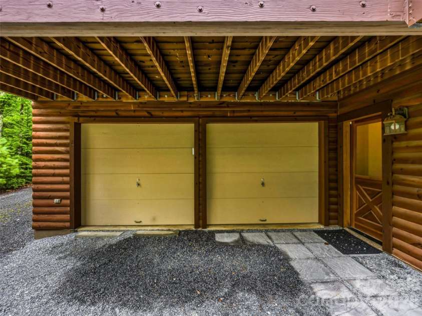 280 Laurel Creek, Cedar Mountain, NC 28718.  MLS# CAR4399480, YatesRealty ID 40102. 
