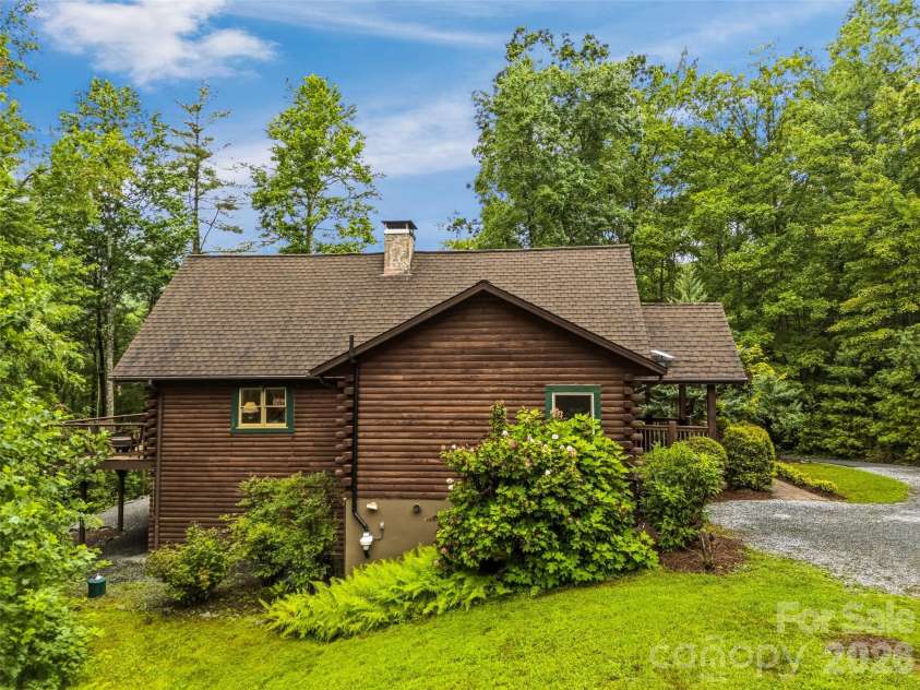 280 Laurel Creek, Cedar Mountain, NC 28718.  MLS# CAR4399480, YatesRealty ID 40102. 