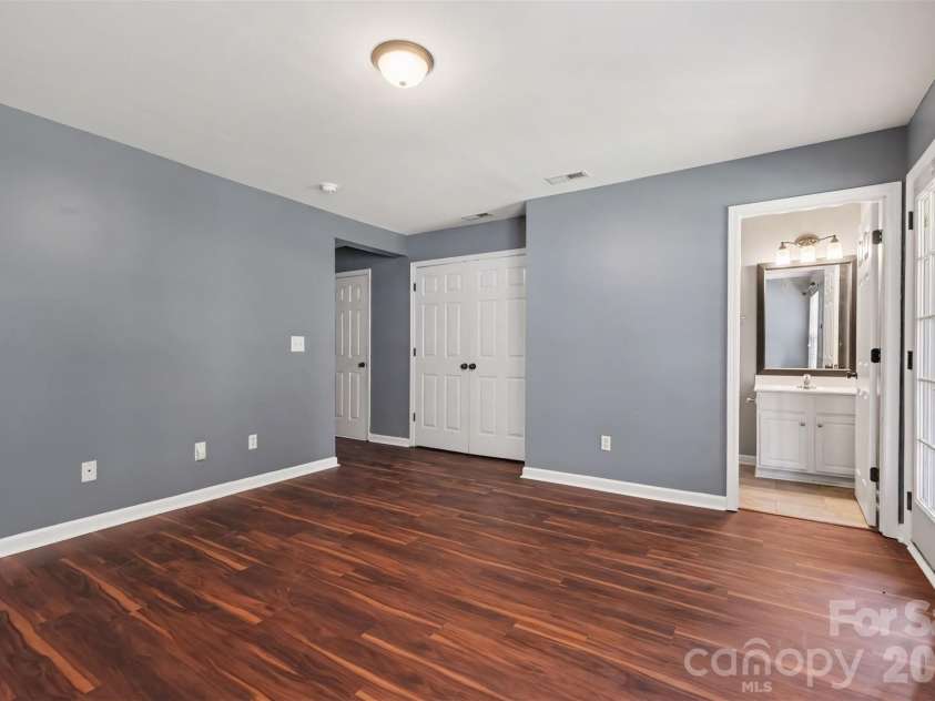 308 Langhorne Drive, Mount Holly, NC 28120.  MLS# CAR4405120, YatesRealty ID 40103. 
