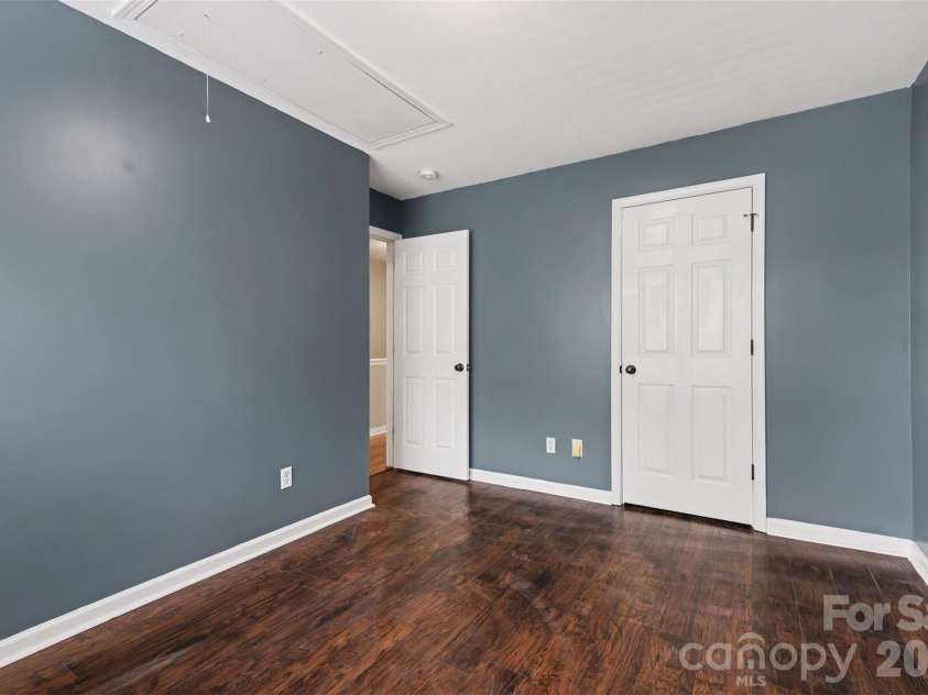 308 Langhorne Drive, Mount Holly, NC 28120.  MLS# CAR4405120, YatesRealty ID 40103. 